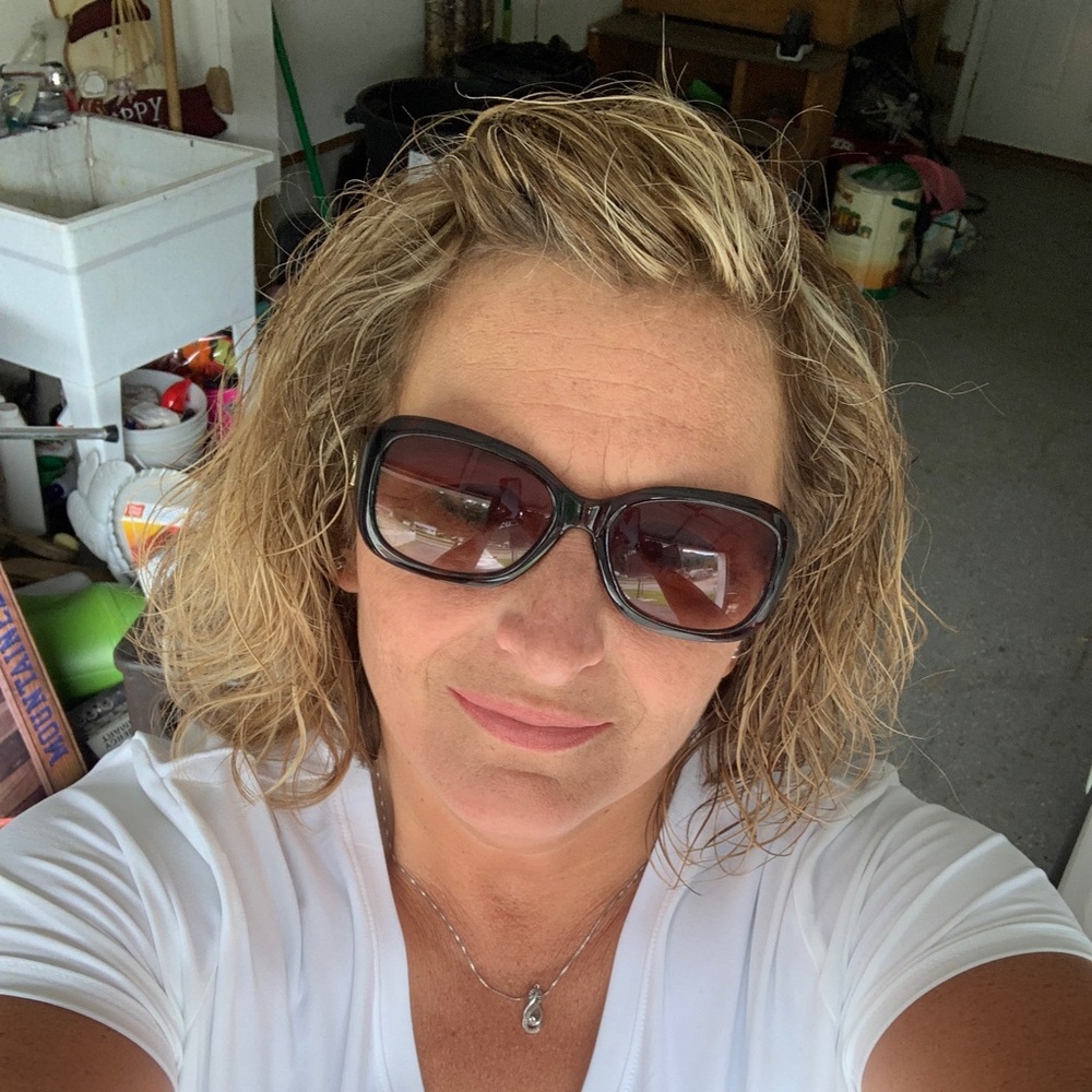 Meet your Posher, Tiffany